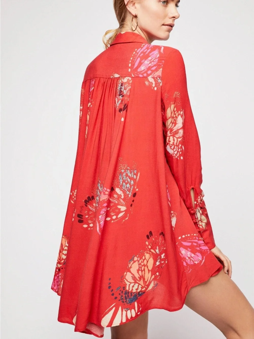 Free People Field of Butterflies Tunic With a Hi-Low Hemline Size Medium